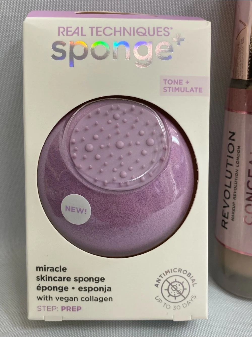 Real Techniques Radiance Conceal & Hydrate Serum Foundation – Pink Beige Bottle